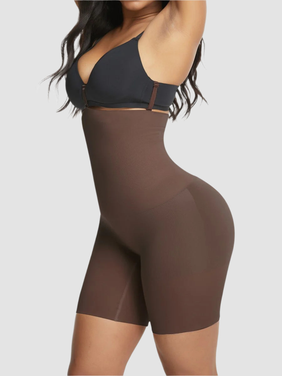 Alessia waist shaper with three buckles
