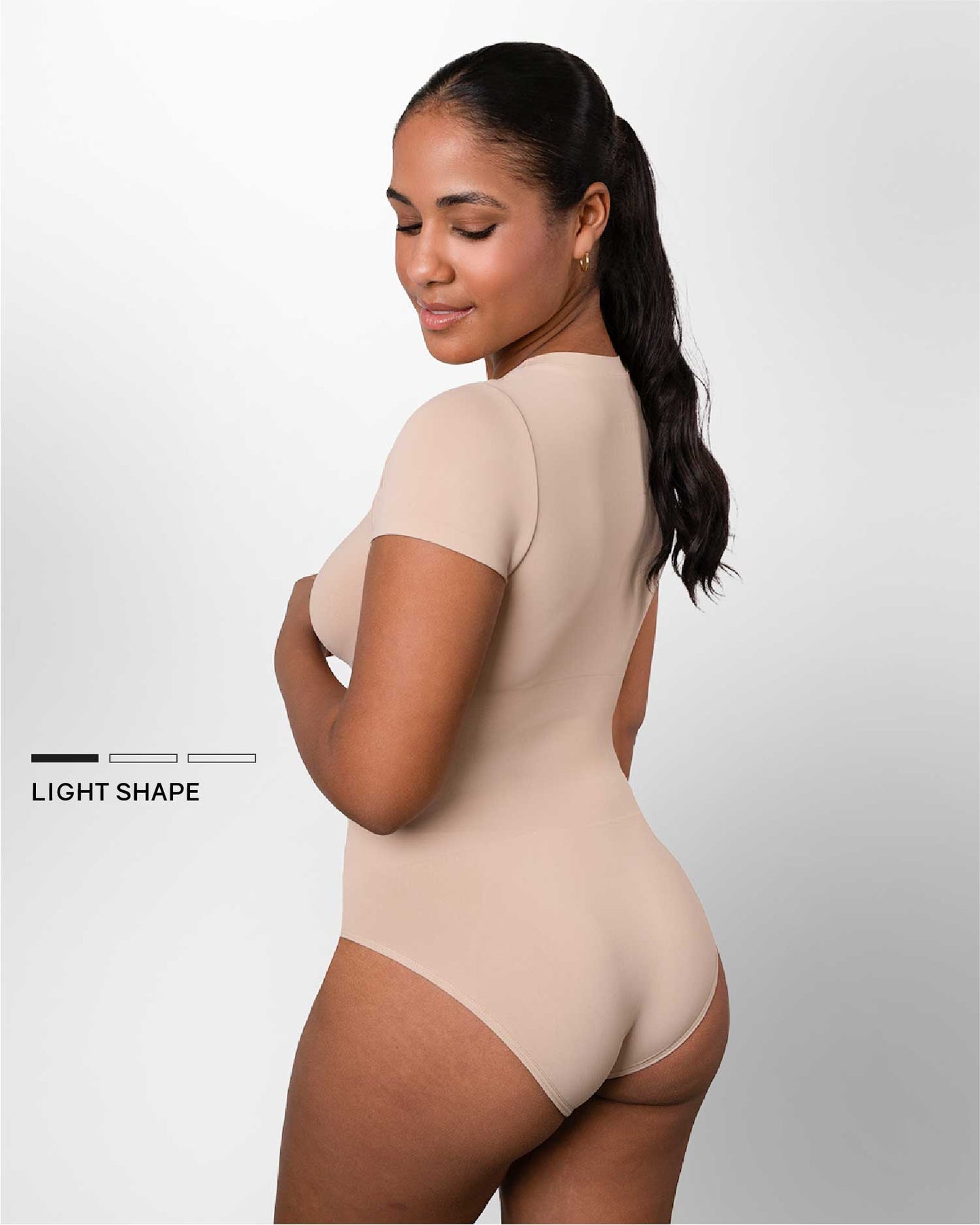 InvisiShape – figure shaping body t-shirt